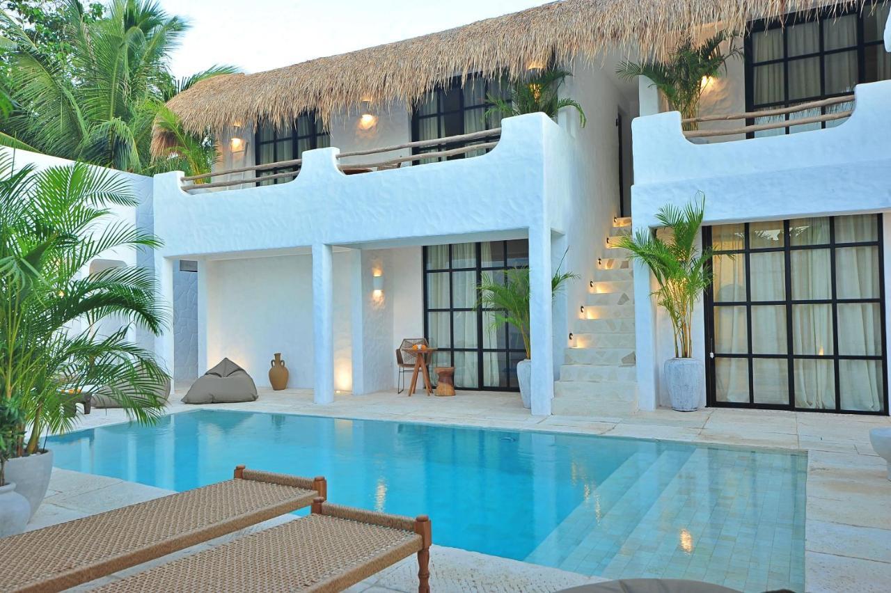 Amara Uluwatu Hotell Exteriör bild